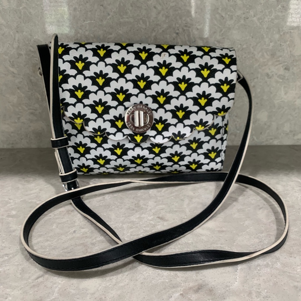 Vera Bradley Crossbody Bag